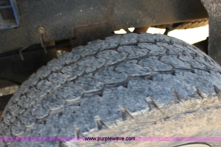 image for item K1158 2007 Dodge Ram 1500 Mega Cab pickup truck