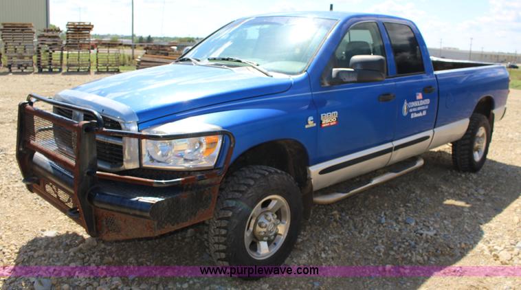 image for item K1159 2007 Dodge Ram 2500 Quad Cab pickup truck