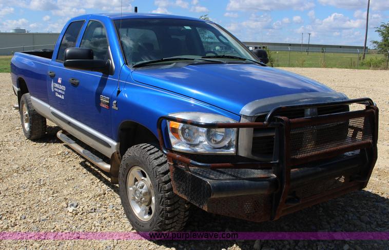 image for item K1159 2007 Dodge Ram 2500 Quad Cab pickup truck
