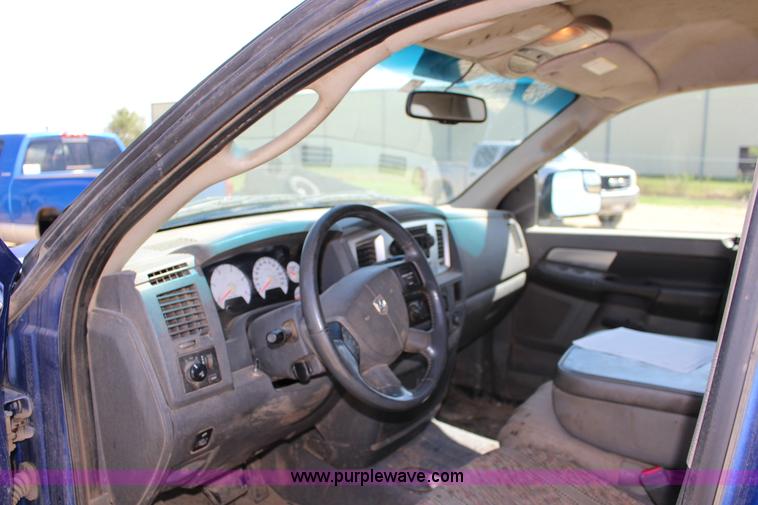 image for item K1159 2007 Dodge Ram 2500 Quad Cab pickup truck