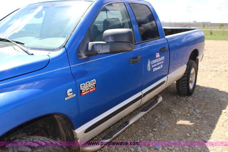 image for item K1159 2007 Dodge Ram 2500 Quad Cab pickup truck