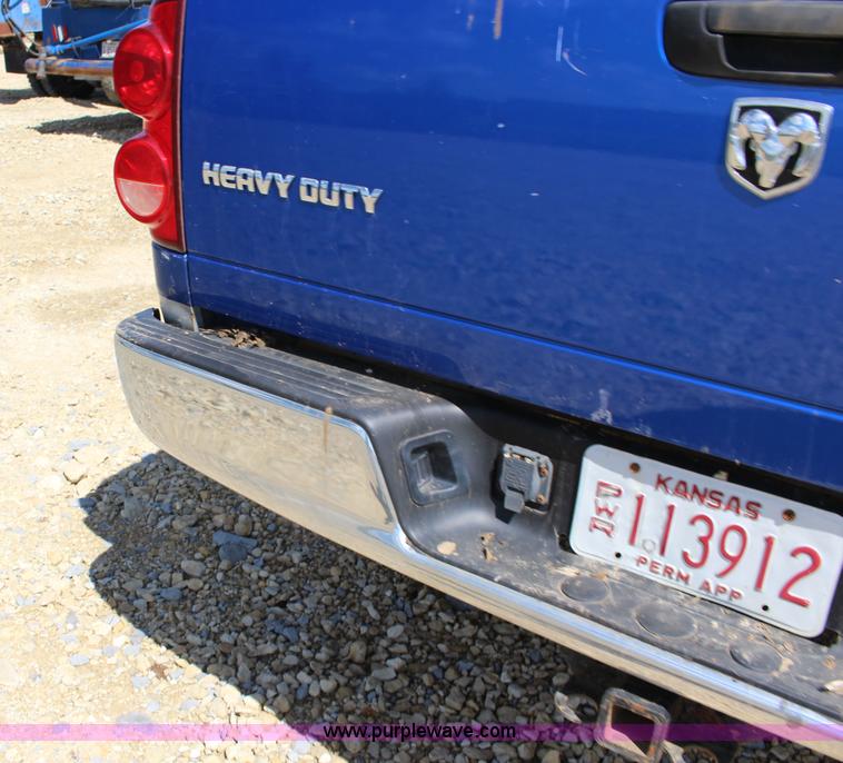 image for item K1159 2007 Dodge Ram 2500 Quad Cab pickup truck