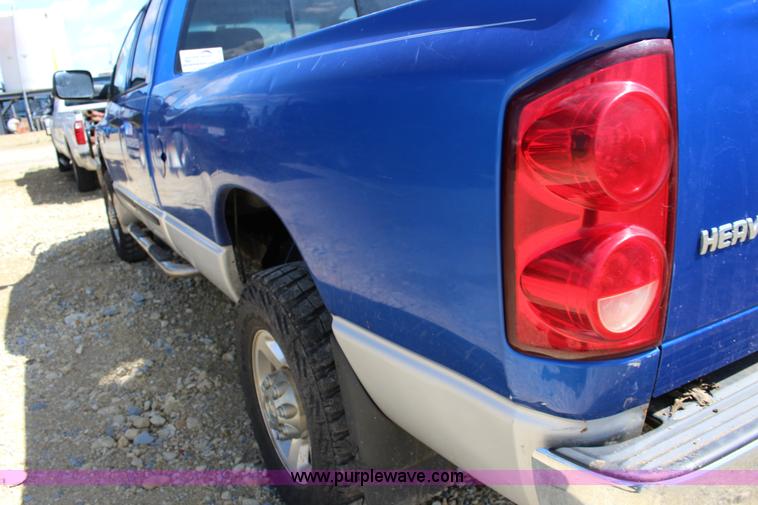 image for item K1159 2007 Dodge Ram 2500 Quad Cab pickup truck