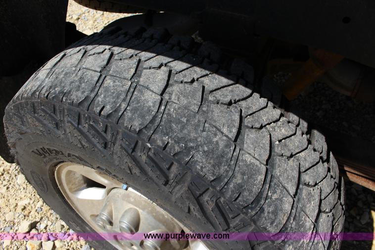 image for item K1159 2007 Dodge Ram 2500 Quad Cab pickup truck