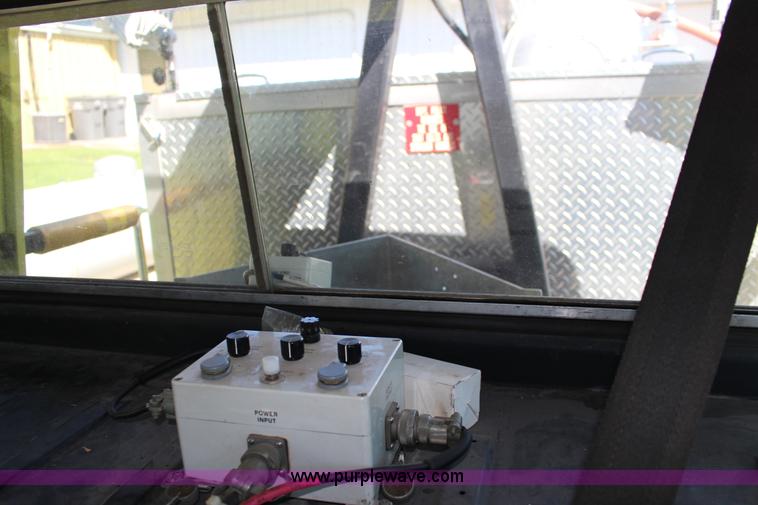 image for item K1177 1974 Ford 8000 ladder fire truck