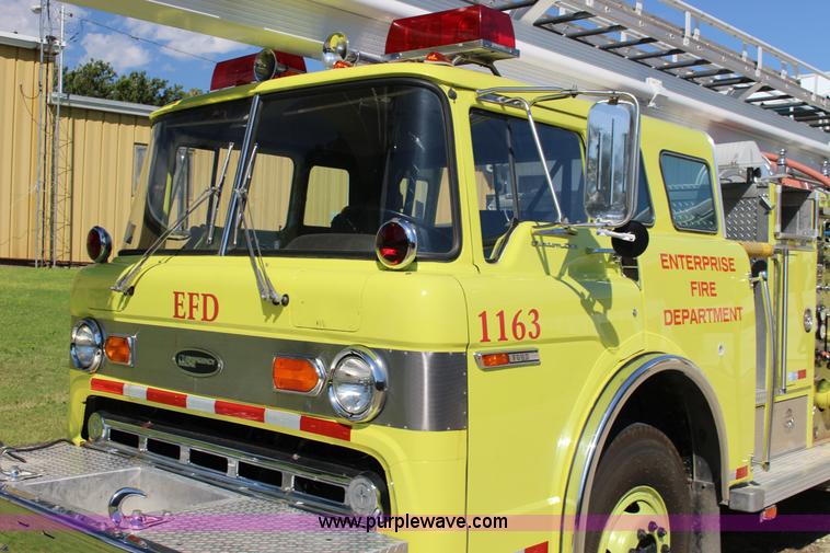 image for item K1177 1974 Ford 8000 ladder fire truck