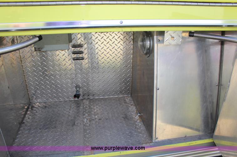 image for item K1177 1974 Ford 8000 ladder fire truck