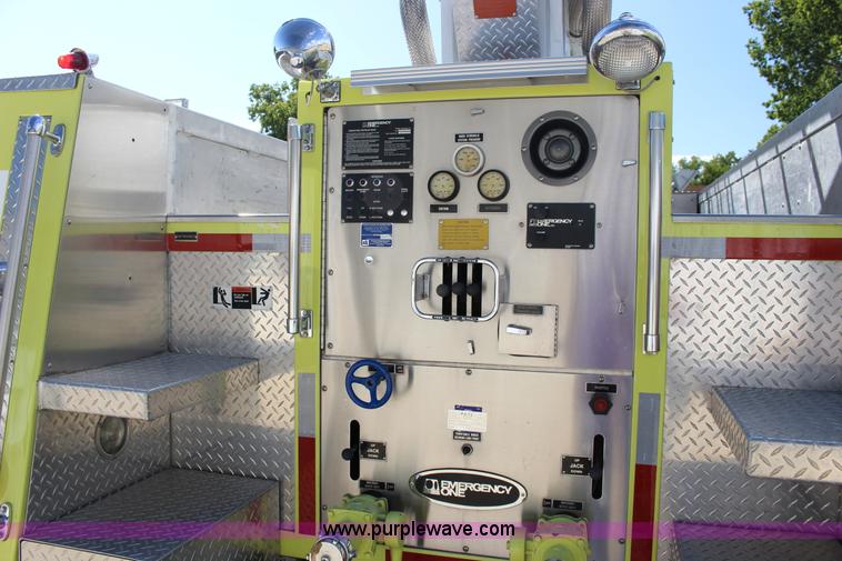 image for item K1177 1974 Ford 8000 ladder fire truck