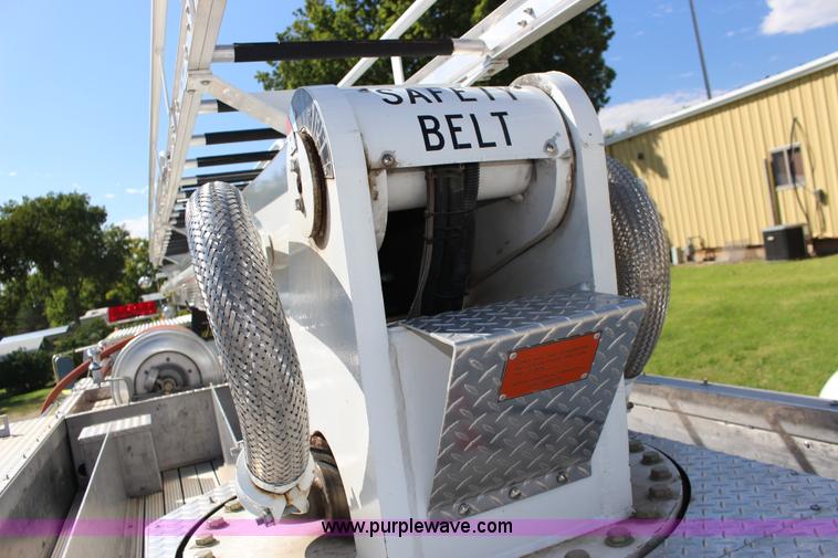 image for item K1177 1974 Ford 8000 ladder fire truck