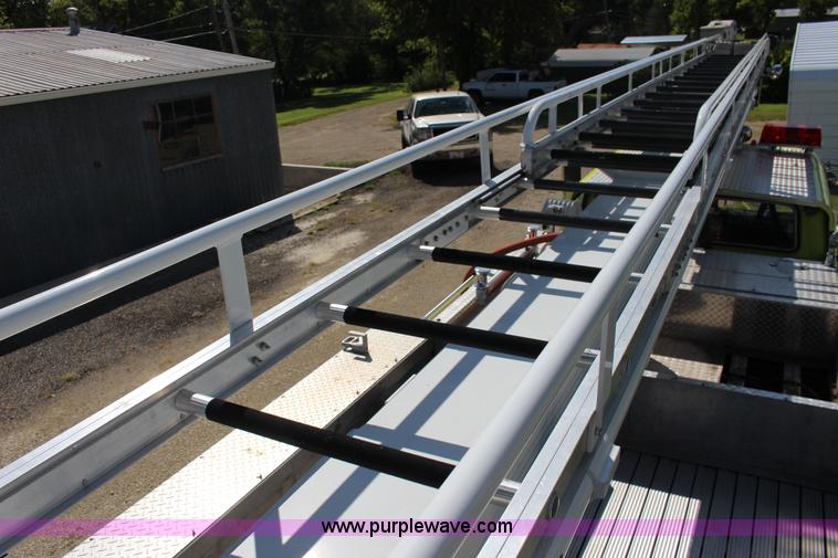 image for item K1177 1974 Ford 8000 ladder fire truck