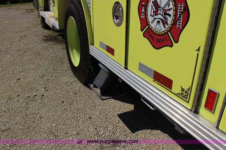 image for item K1177 1974 Ford 8000 ladder fire truck