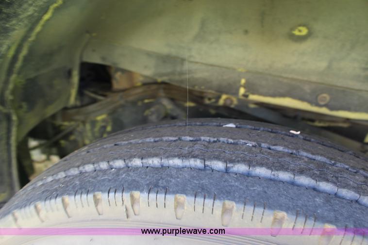 image for item K1177 1974 Ford 8000 ladder fire truck