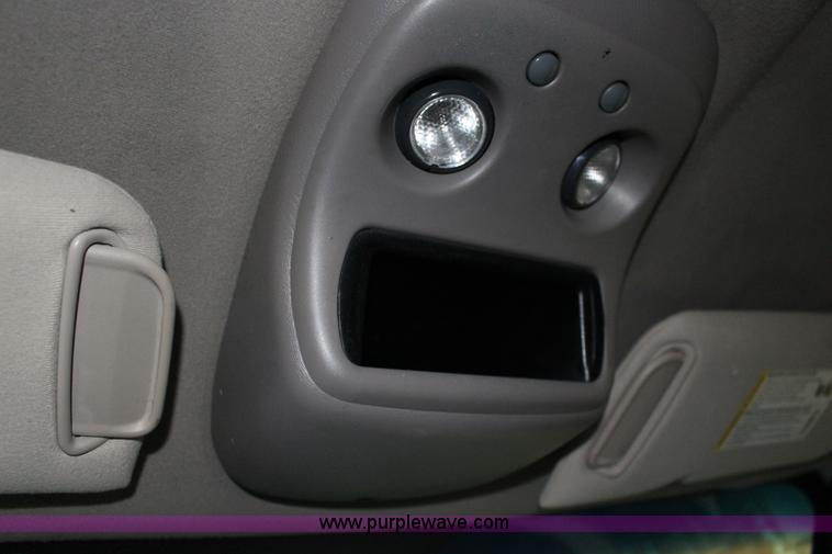 image for item K1178 2006 Chevrolet Silverado 1500 Crew Cab pickup truck