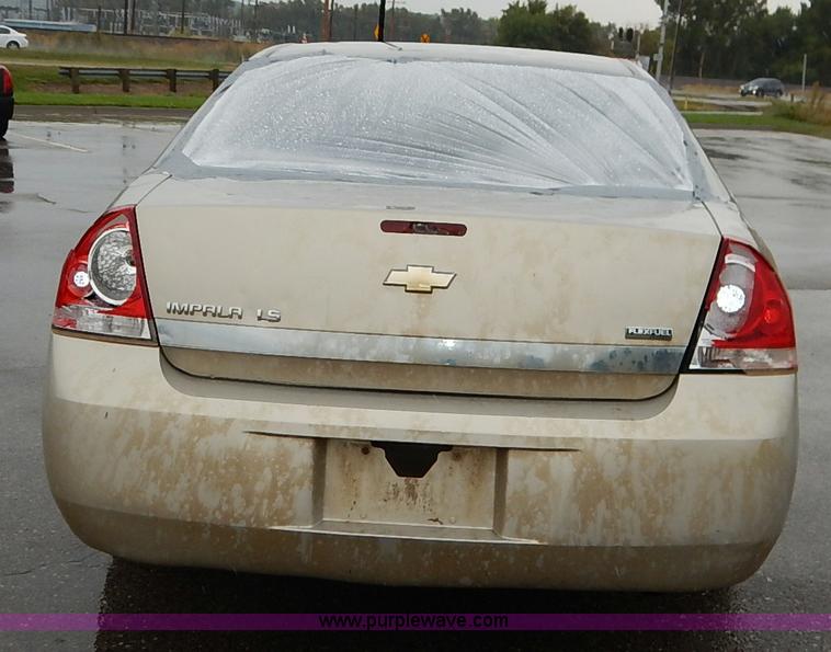 image for item K1658 2009 Chevrolet Impala LS