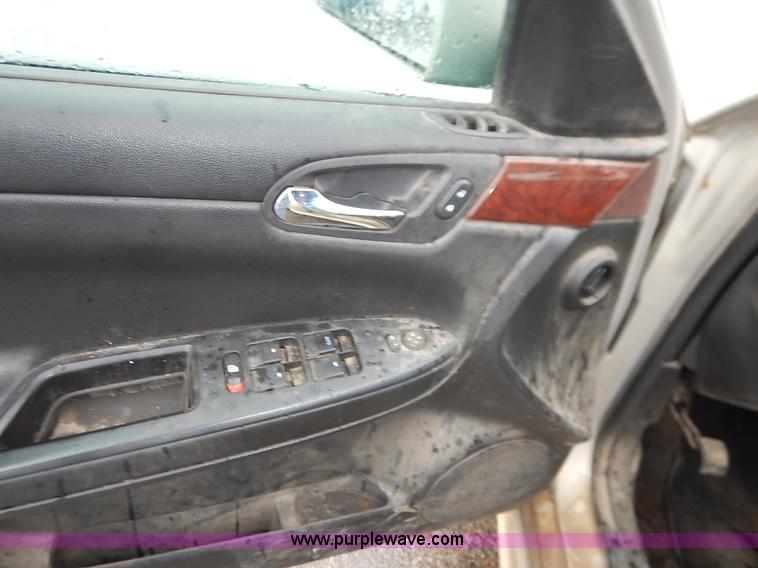 image for item K1658 2009 Chevrolet Impala LS