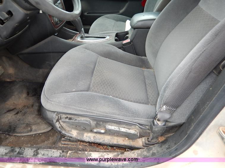 image for item K1658 2009 Chevrolet Impala LS