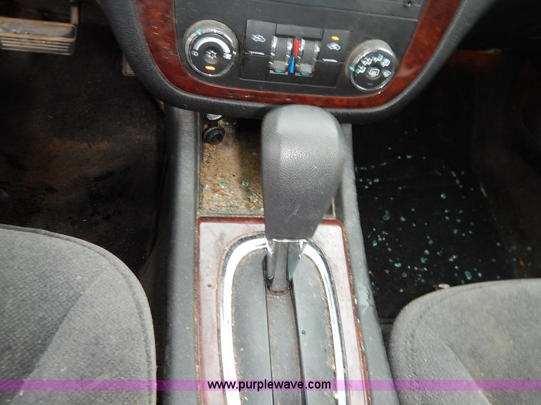 image for item K1658 2009 Chevrolet Impala LS