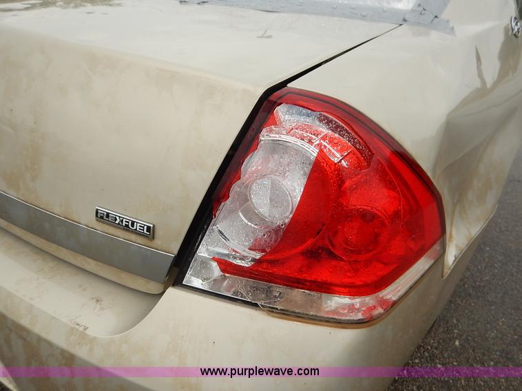 image for item K1658 2009 Chevrolet Impala LS