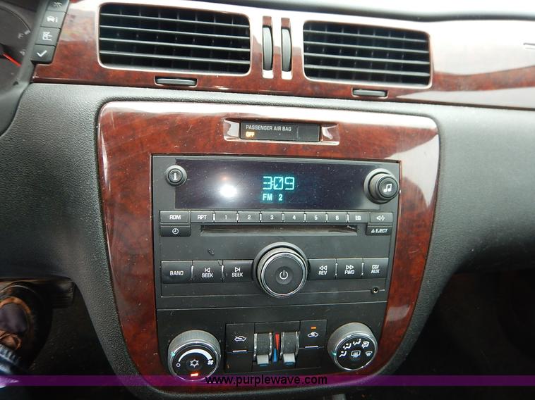 image for item K1659 2009 Chevrolet Impala LS