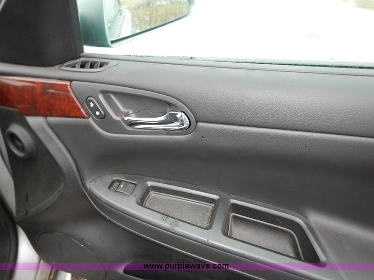 image for item K1659 2009 Chevrolet Impala LS