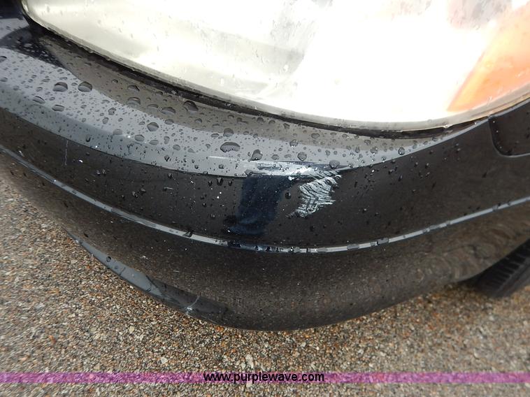 image for item K1705 2000 Ford Taurus SE