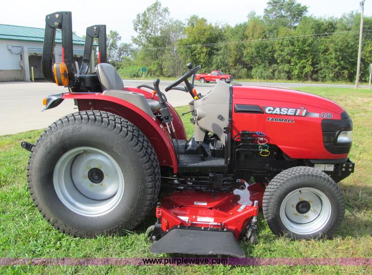 image for item K6351 2012 Case IH Farmall 35B MFWD tractor