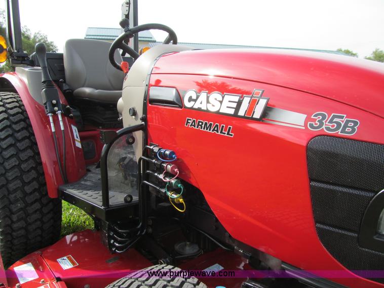 image for item K6351 2012 Case IH Farmall 35B MFWD tractor