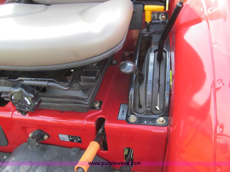 image for item K6351 2012 Case IH Farmall 35B MFWD tractor