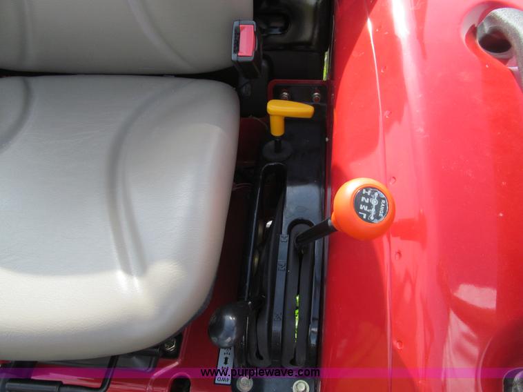 image for item K6351 2012 Case IH Farmall 35B MFWD tractor