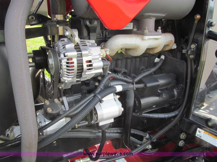 image for item K6351 2012 Case IH Farmall 35B MFWD tractor