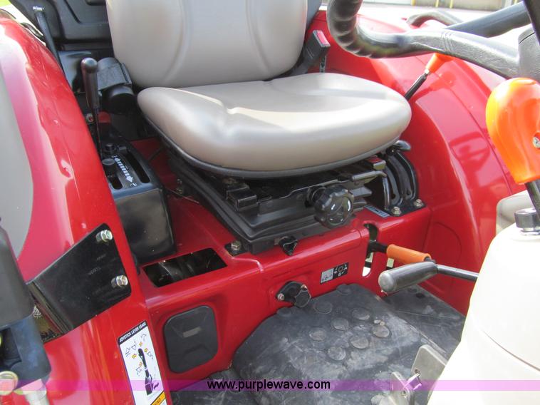 image for item K6351 2012 Case IH Farmall 35B MFWD tractor