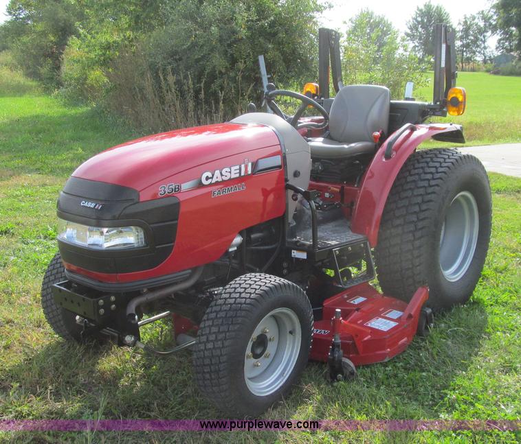 image for item K6351 2012 Case IH Farmall 35B MFWD tractor