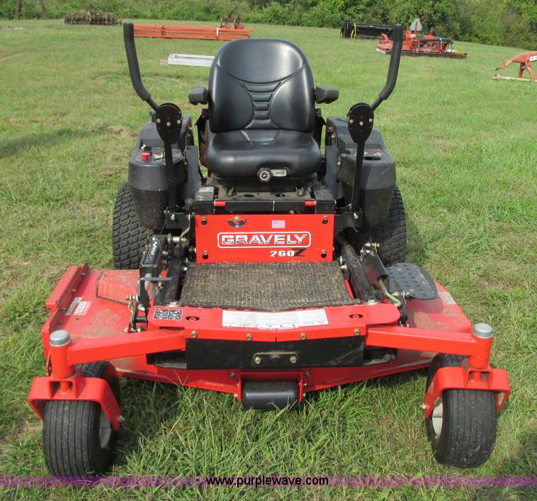 image for item K9433 2005 Gravely 260Z ZTR lawn mower