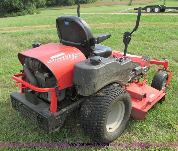 image for item K9433 2005 Gravely 260Z ZTR lawn mower