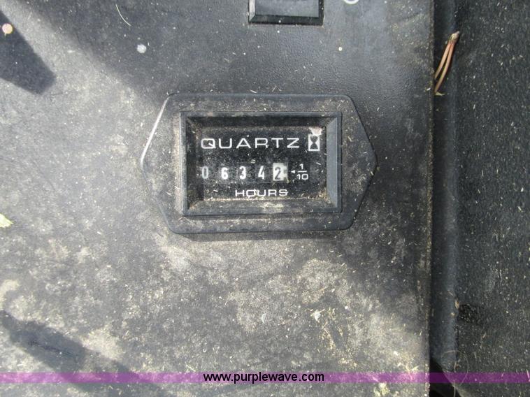 image for item K9433 2005 Gravely 260Z ZTR lawn mower