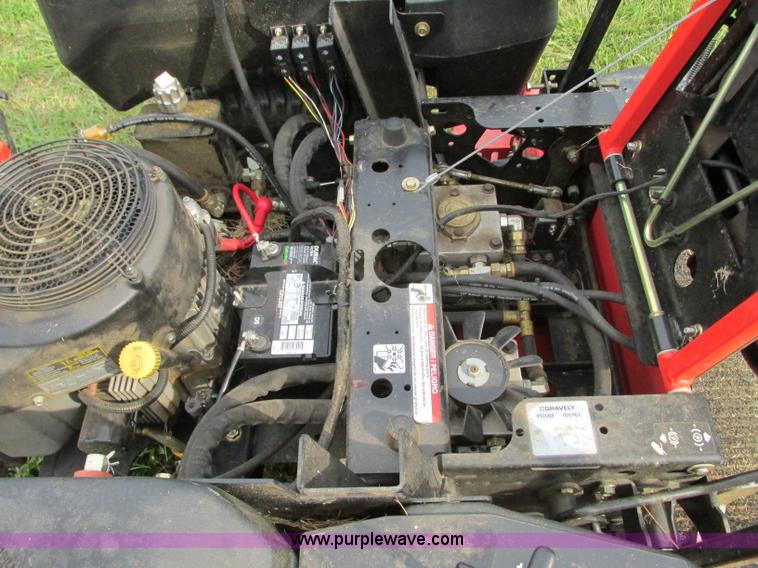 image for item K9433 2005 Gravely 260Z ZTR lawn mower