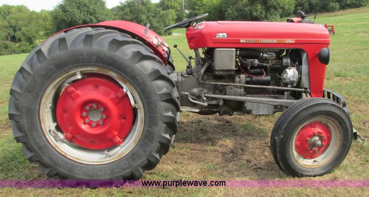image for item K9435 1962 Massey-Ferguson 35 tractor