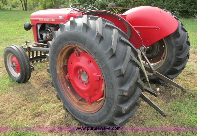 image for item K9435 1962 Massey-Ferguson 35 tractor