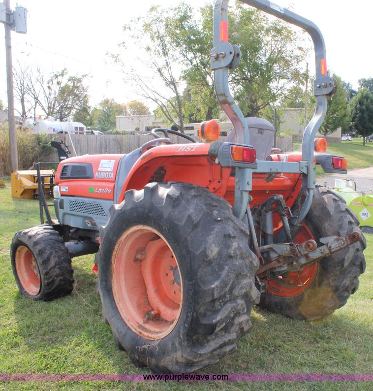 image for item L2259 Kubota L3130D MFWD tractor