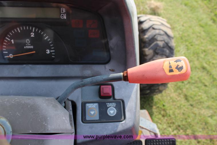 image for item L2259 Kubota L3130D MFWD tractor