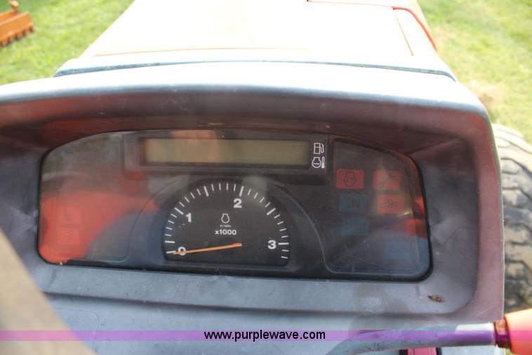 image for item L2259 Kubota L3130D MFWD tractor