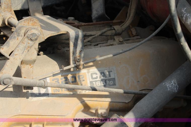 image for item L2260 1984 Ford LN7000 tank truck