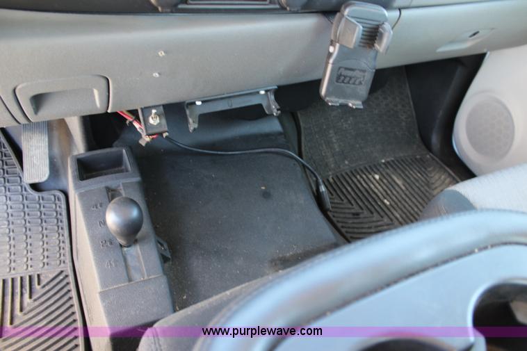 image for item L2269 2008 Chevrolet Silverado 2500HD Ext. Cab pickup truck