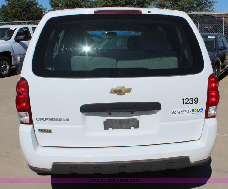 image for item L2270 2007 Chevrolet Uplander LS Ext. van