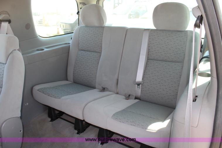 image for item L2270 2007 Chevrolet Uplander LS Ext. van