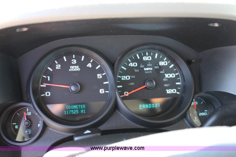 image for item L2271 2008 Chevrolet Silverado 1500 Ext. Cab pickup truck