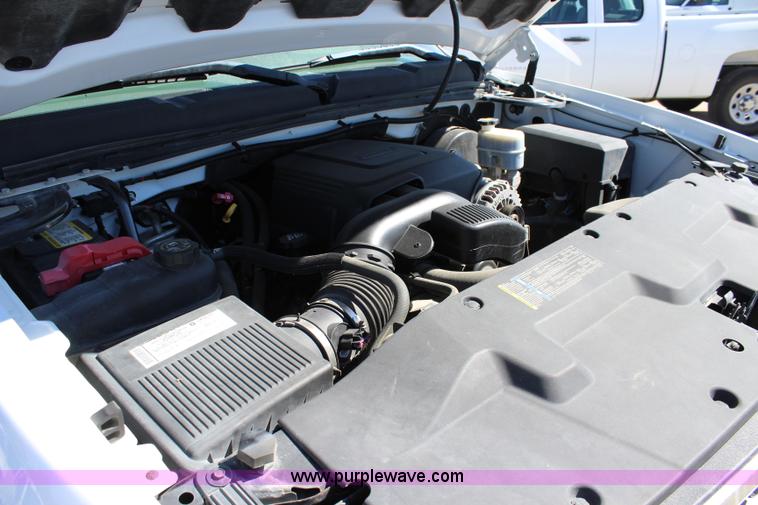 image for item L2271 2008 Chevrolet Silverado 1500 Ext. Cab pickup truck