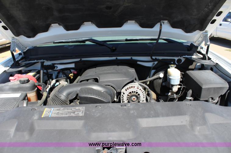 image for item L2299 2008 Chevrolet Silverado 1500 Ext. Cab pickup truck