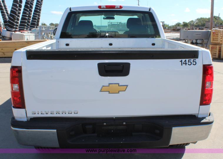 image for item L2312 2008 Chevrolet Silverado 1500 Ext. Cab pickup truck