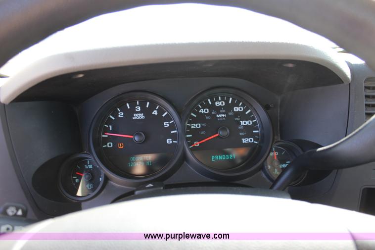 image for item L2312 2008 Chevrolet Silverado 1500 Ext. Cab pickup truck